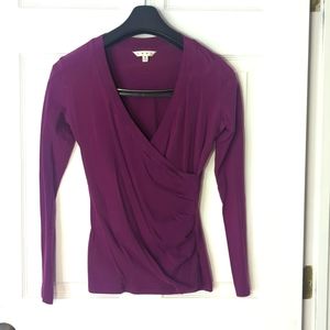 Purple top with a gathered side sweep ladies small